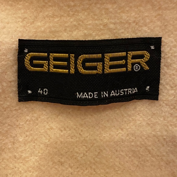 Geiger Womens Knit Cream Knit Blazer / Jacket w Crew Neck and Silver Buttons /S - Picture 13 of 16